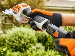 Аккумуляторные ножницы, с АКБ и ЗУ Stihl HSA 26 SET - фото 5