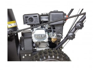 Снегоуборщик бензиновый Huter SGC 4000 70/7/5 - фото 10